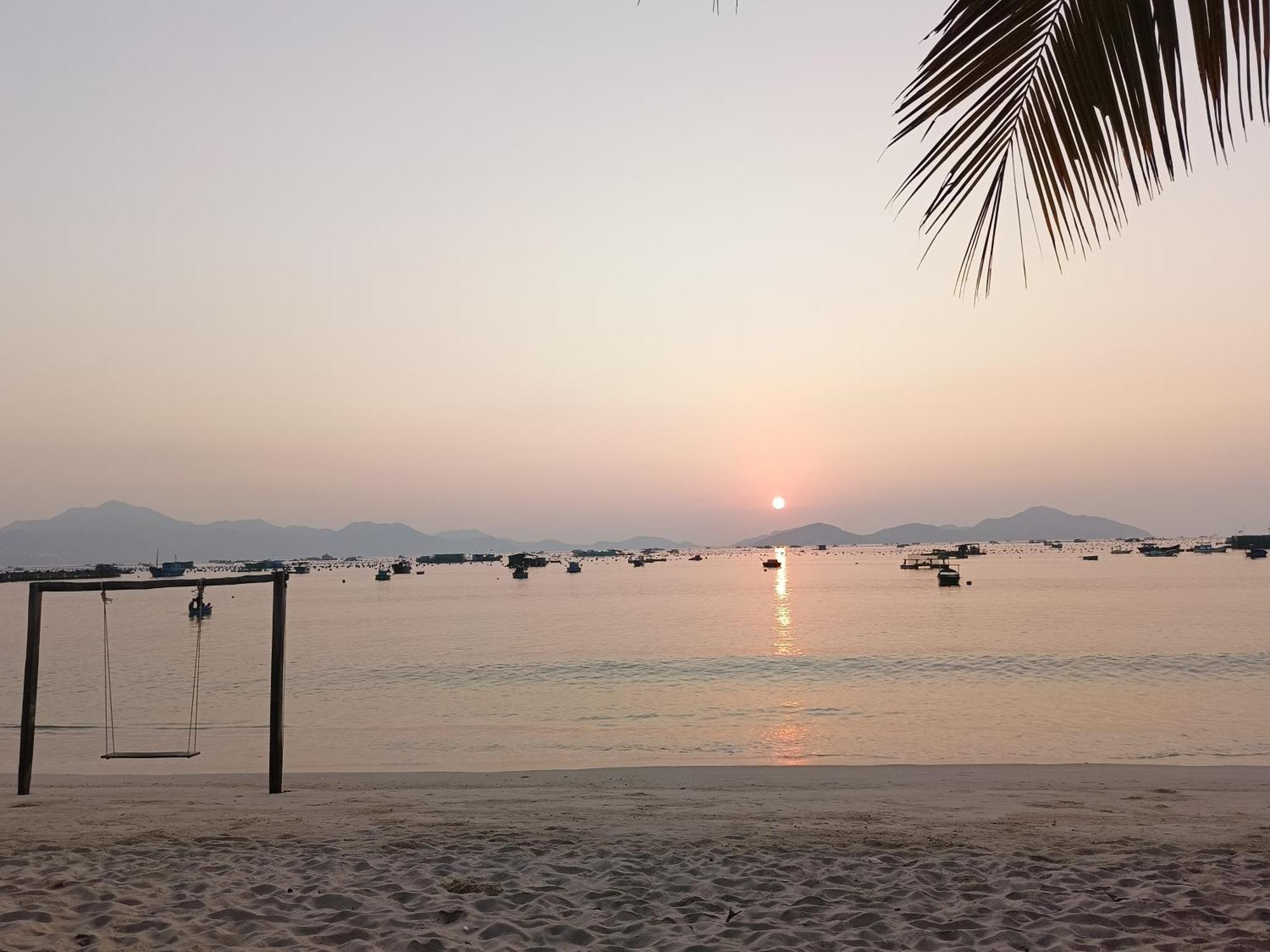 The Sunrise Anh Tu Hotel Cam Ranh Eksteriør billede